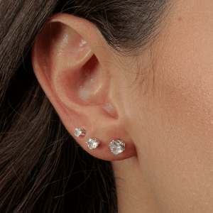 Trio Dourado de Coração Ponto de Luz em Zircônia