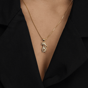 Colar Dourado de Gato Cravejado de Zircônia